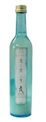 海に降る雪切抜き コピー(小）.jpg